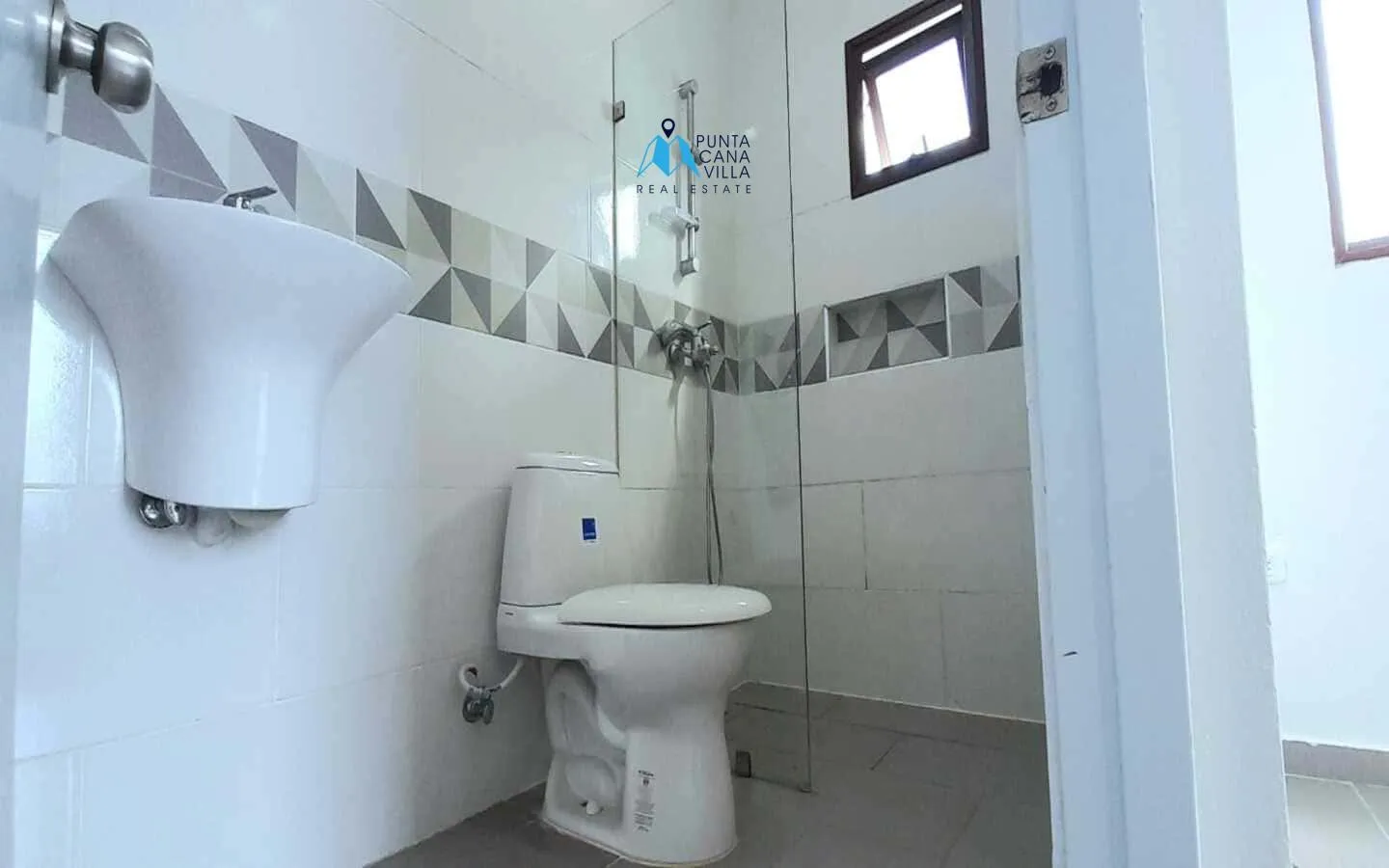 Residencial Getsemani 1: Three Bedroom Villa For Sale In Punta Cana — photo 9