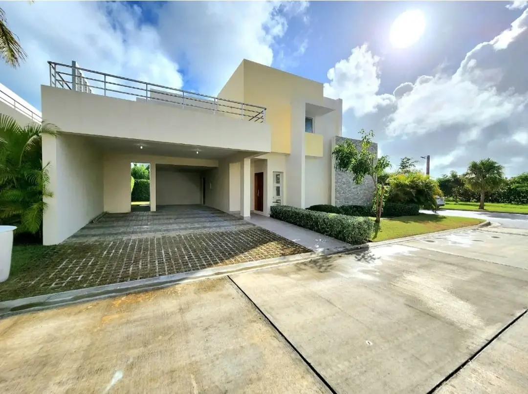 San Juan Lakes, Three-Bedroom Villa For Sale In Punta Cana — photo 2