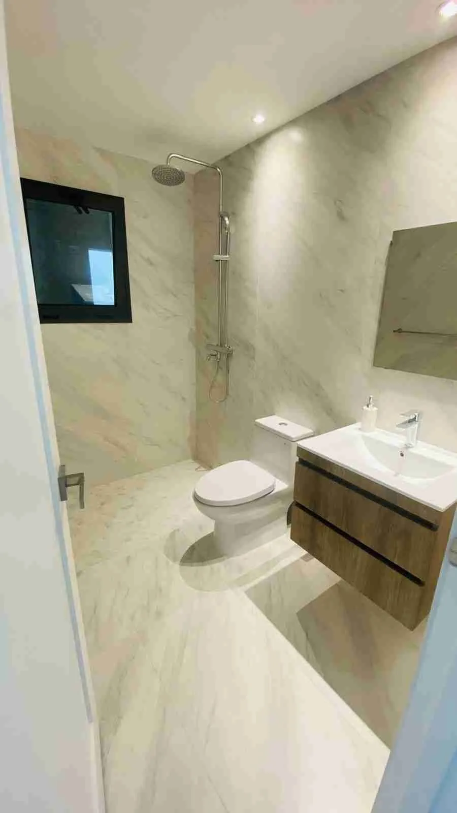 Stunning Two-Bedroom Condo For sale with Balcony and Beautiful views at Cap Cana. — photo 4