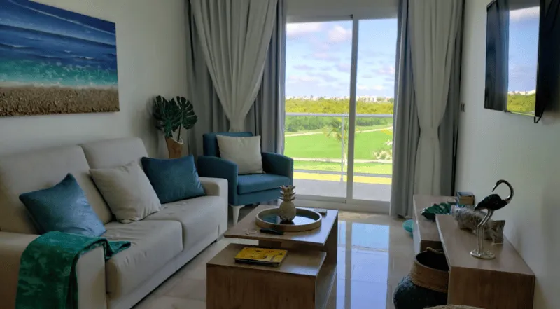Hard Rock Hotel – Stunning Two-bedroom Penthouse for sale with lovely pool and golf course views — photo 2