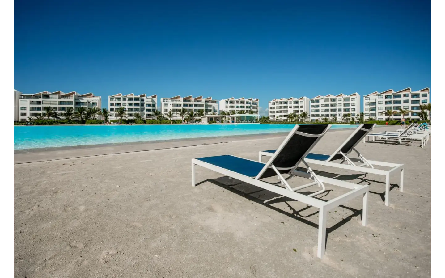 The Beach: Four Bedroom Penthouse for Sale in Downtown Punta Cana with Gated Community — photo 4