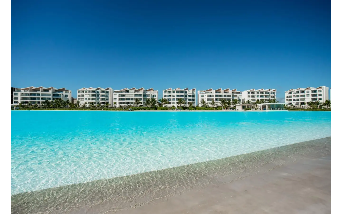 The Beach: Four Bedroom Penthouse for Sale in Downtown Punta Cana with Gated Community — photo 5