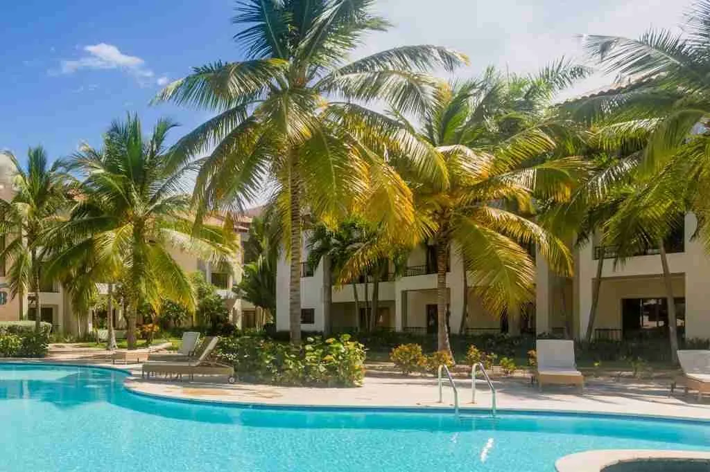 Three bedroom condos for sale in Punta Cana, gated community, private beach. — photo 2