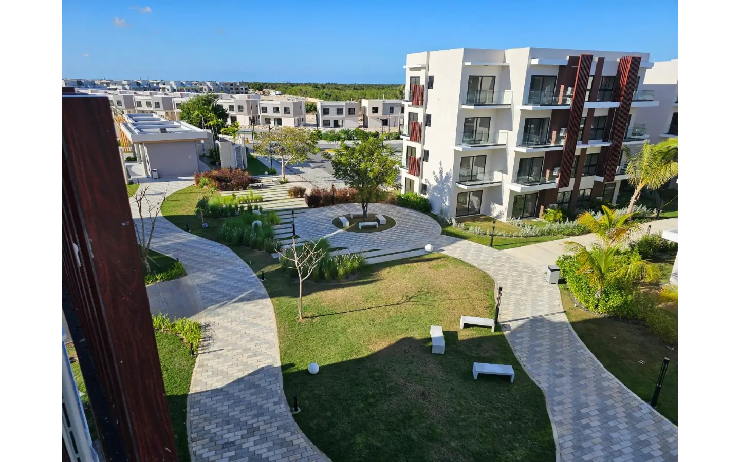 Vista Cana, Panorama Lake, Charming Three-Bedroom Apartment for Sale in Punta Cana — photo 2