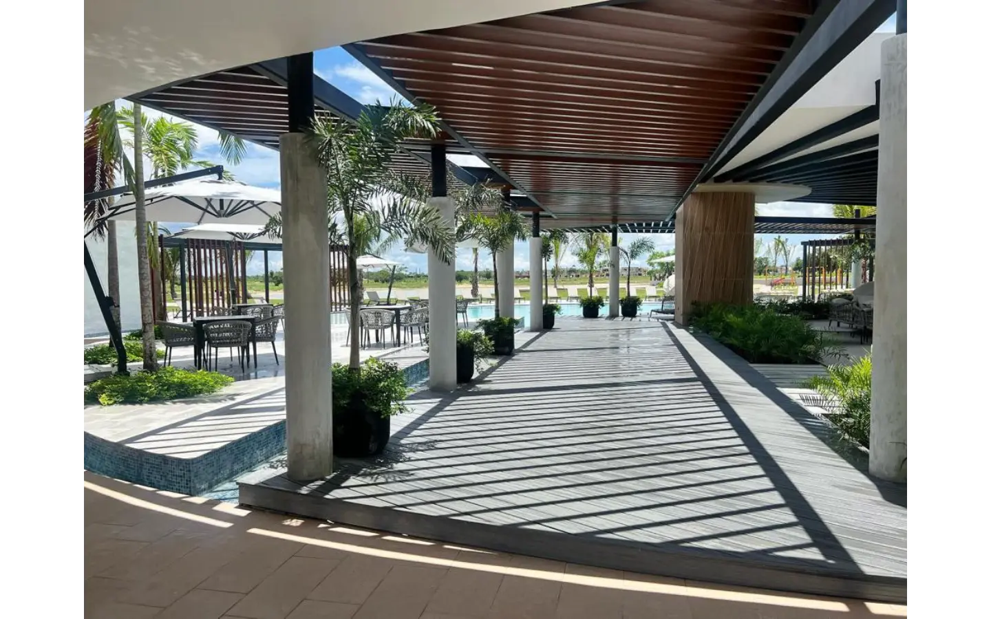 Vista Cana, Panorama Lake, Charming Three-Bedroom Apartment for Sale in Punta Cana — photo 9